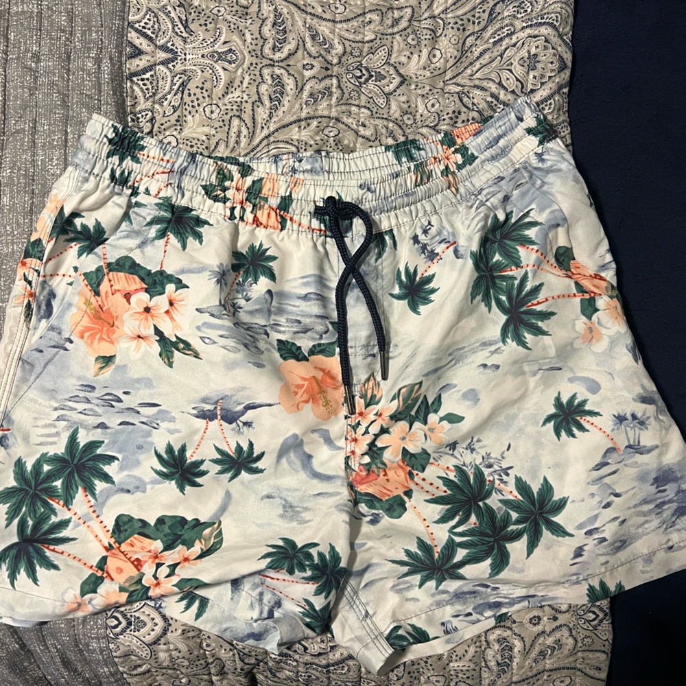 Swim Suit 5 inch inseam 7 diamonds